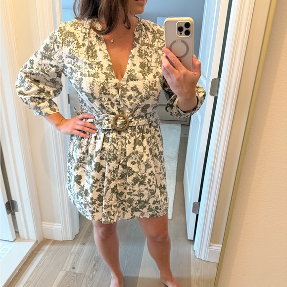 ZARA EYELET GREEN WHITE FLORAL DRESS LARGE - Picture 1 of 4